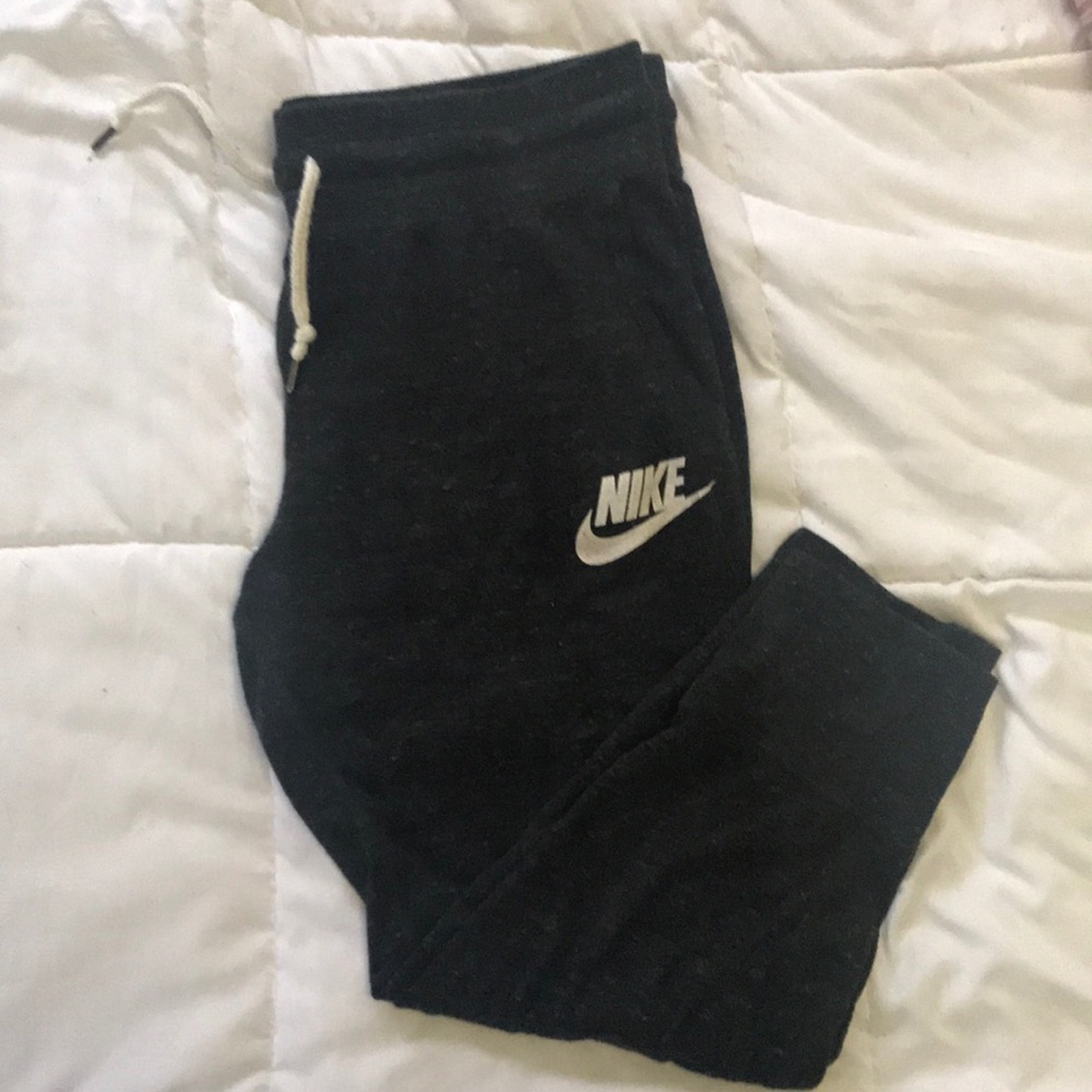 Nike Capri jogger